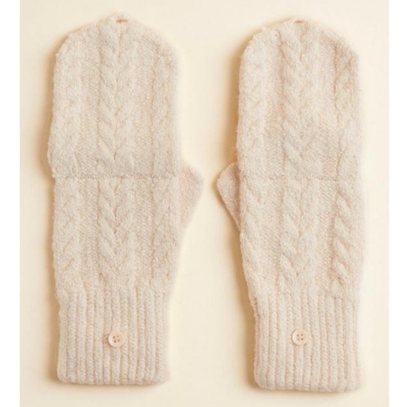 Torrid Cable Knit Gloves - Picture 1 of 4